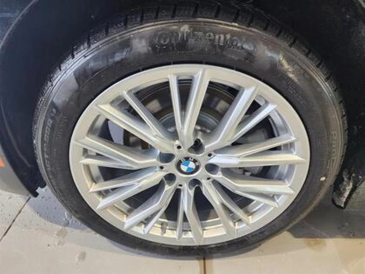 2023 BMW 330I xDrive Sedan Image principale