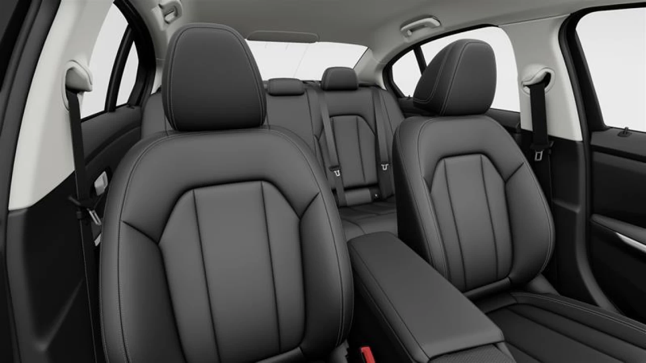 2026 BMW 330I xDrive Sedan Image principale