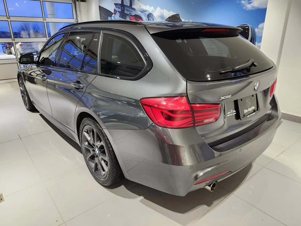 2017 BMW 3 Series 328d xDrive Main Image