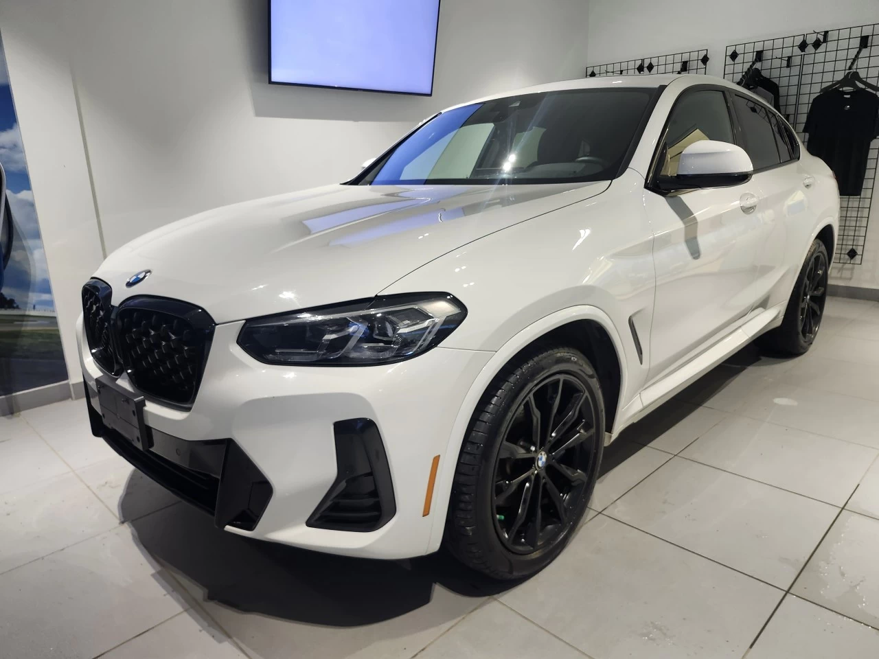 2023 BMW X4 xDrive30i Main Image