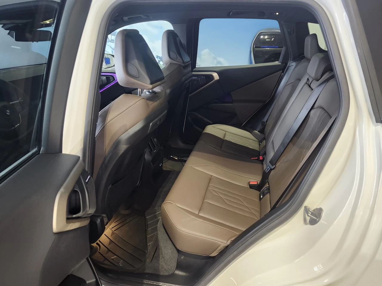 2025 BMW X3 30 xDrive Main Image