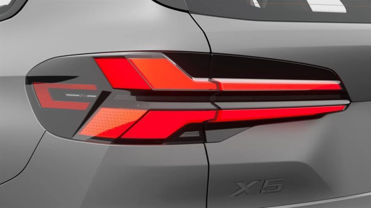 2026 BMW X5 xDrive50e M Sport Edition Image principale