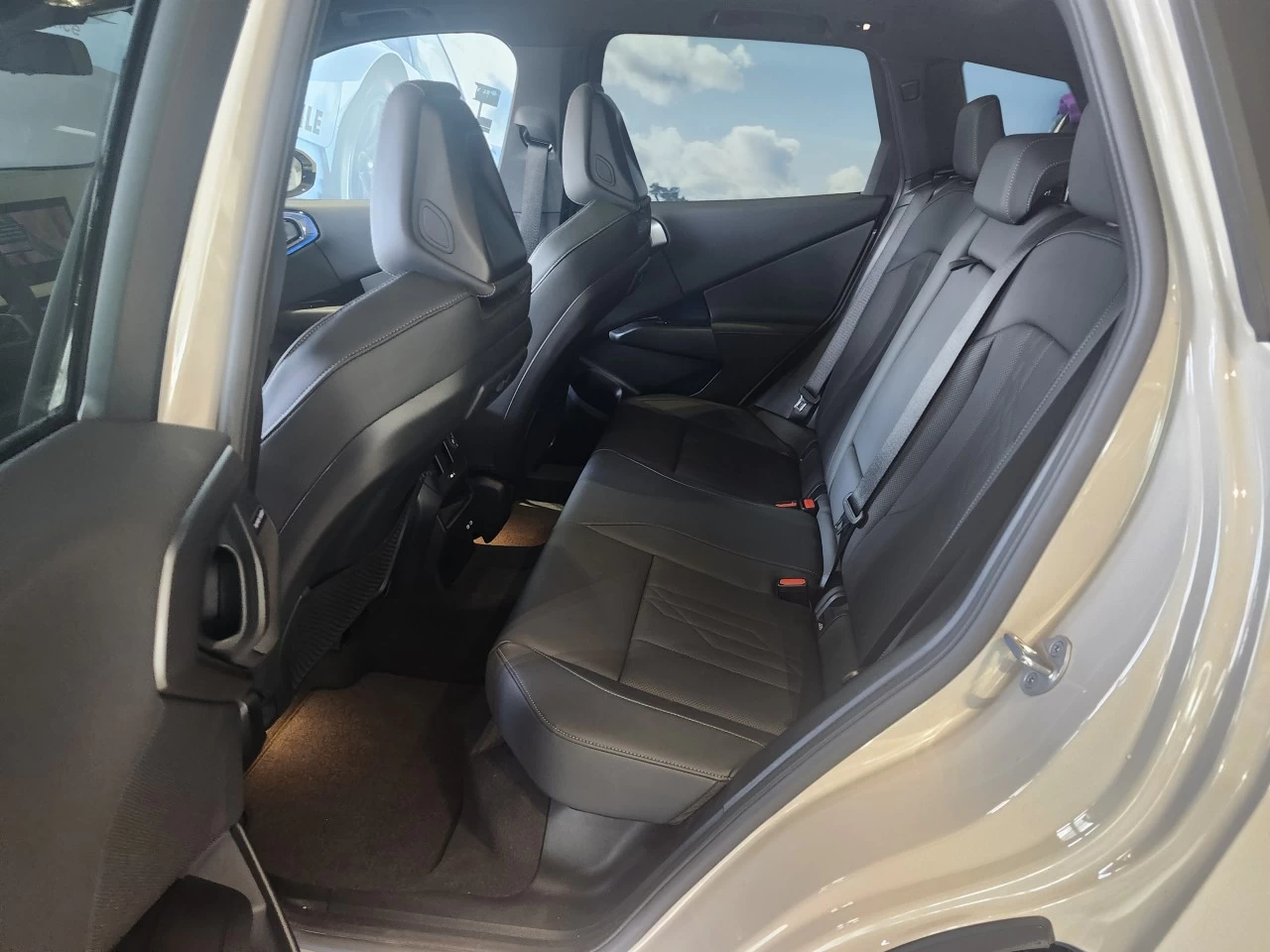 2025 BMW X3 30 xDrive Main Image