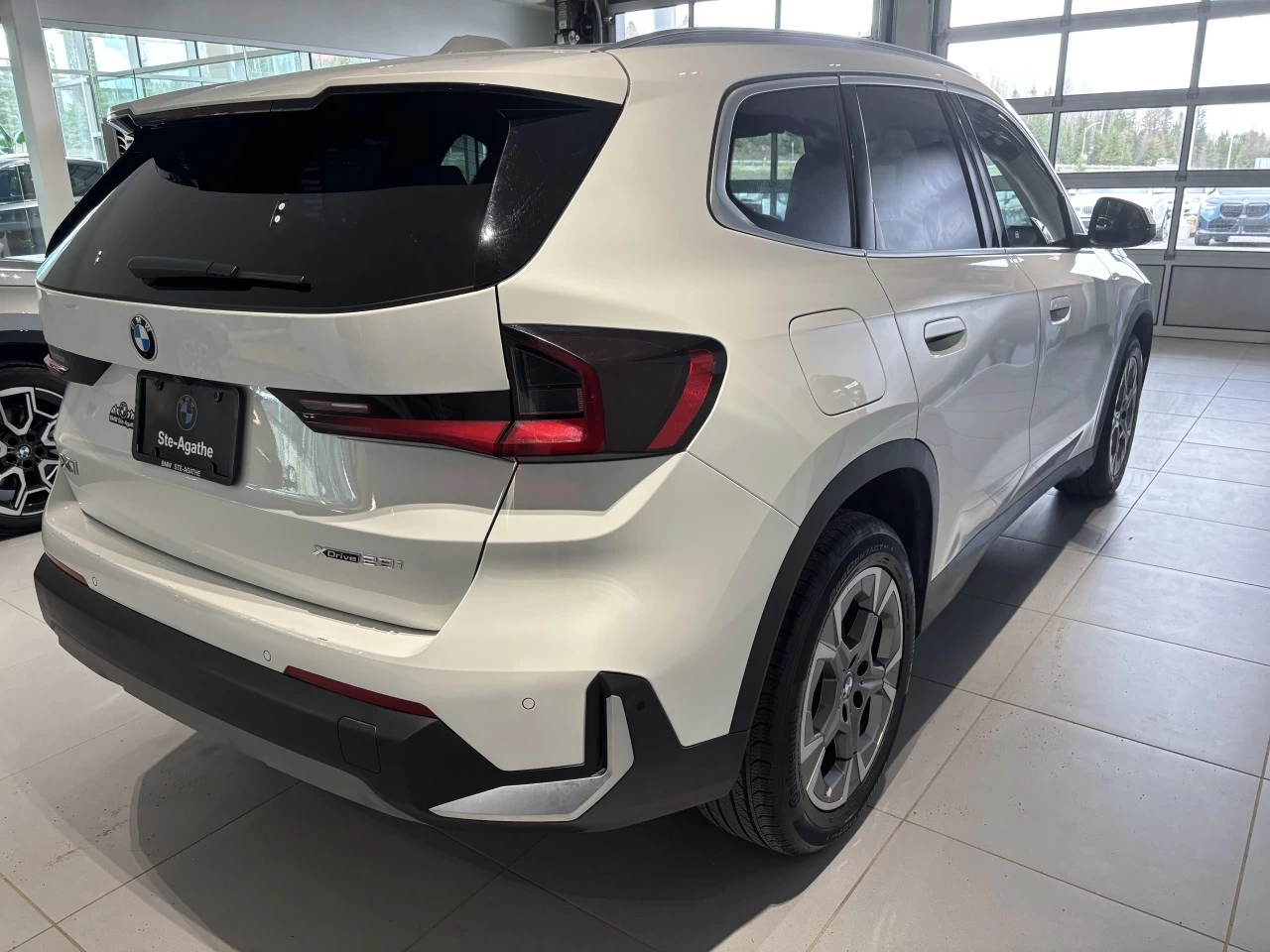 2023 BMW X1 xDrive28i Main Image