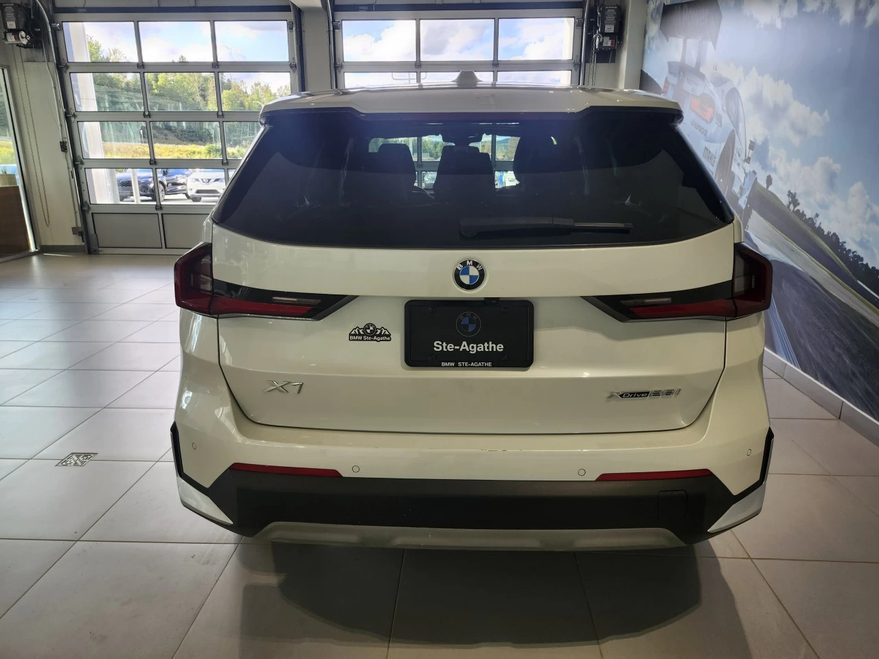 2024 BMW X1 xDrive28i Image principale