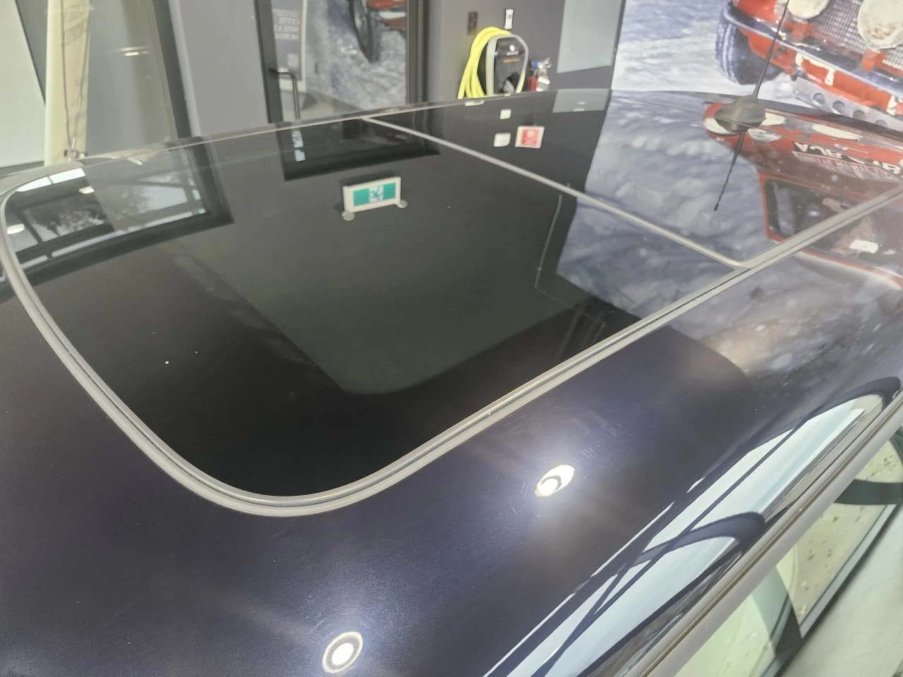 2023 Mini Cooper SE Main Image