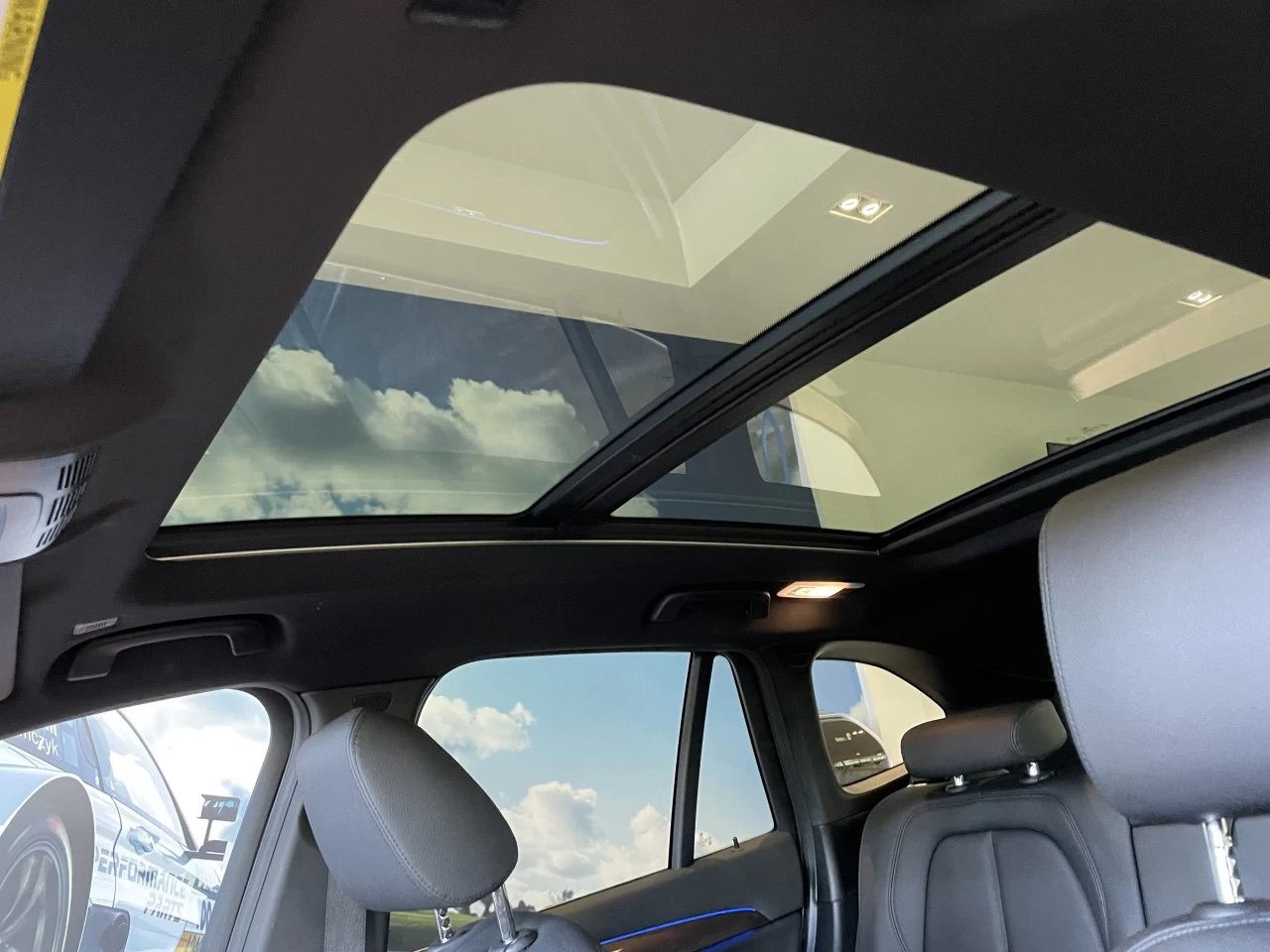 2020 BMW X1 xDrive28i Image principale