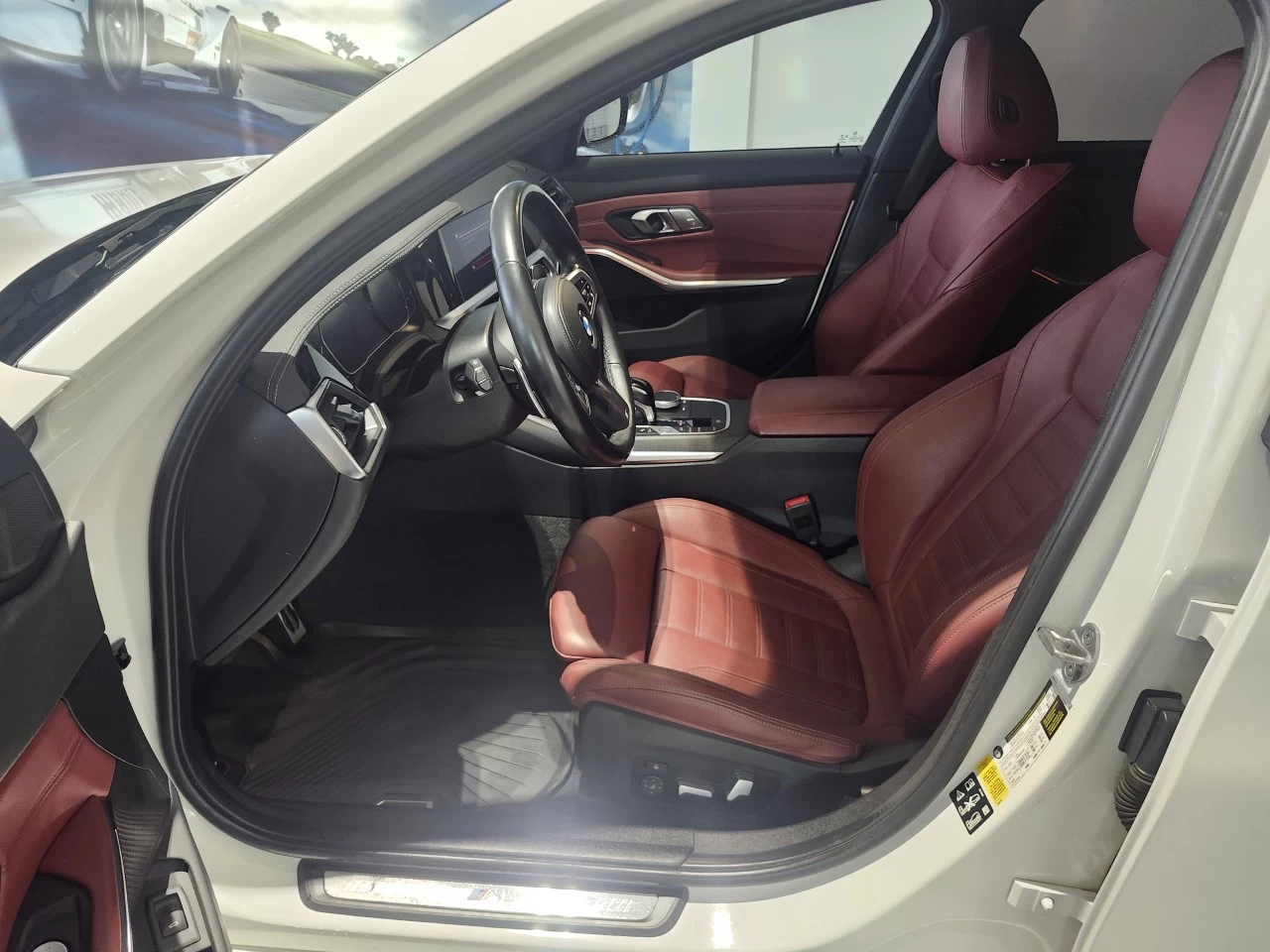 2022 BMW 3 series 330i xDrive Image principale