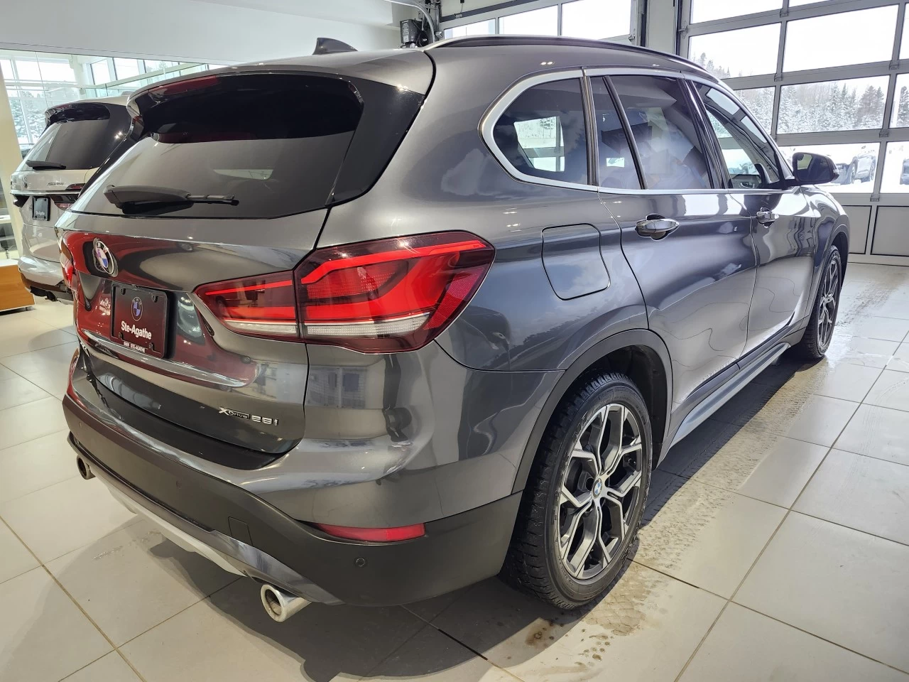 2020 BMW X1 xDrive28i Main Image