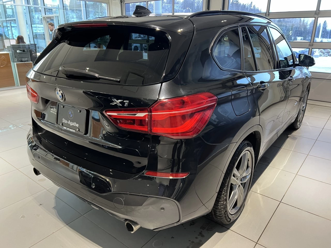2017 BMW X1 xDrive28i Image principale