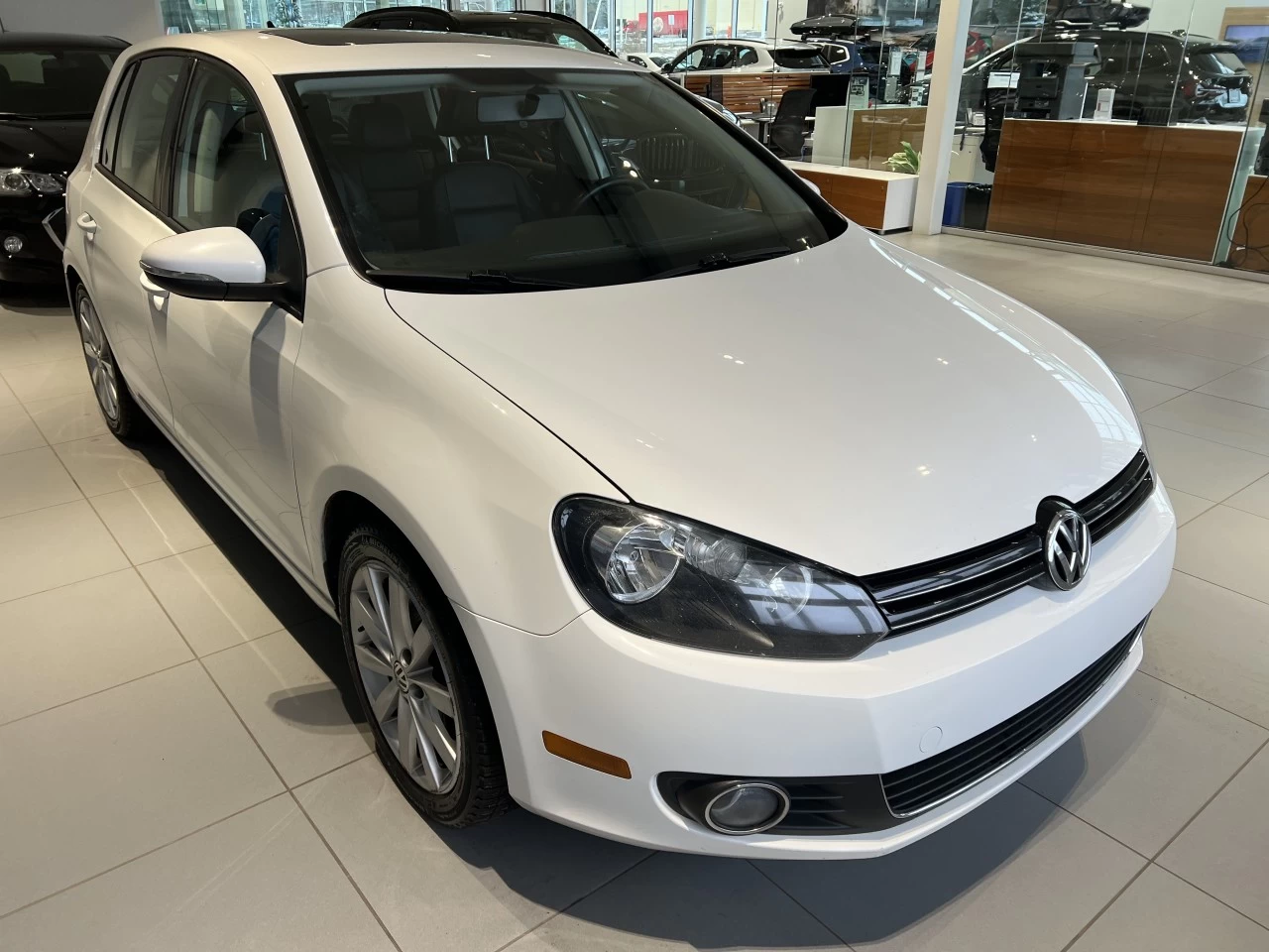 2012 Volkswagen Golf Highline Main Image