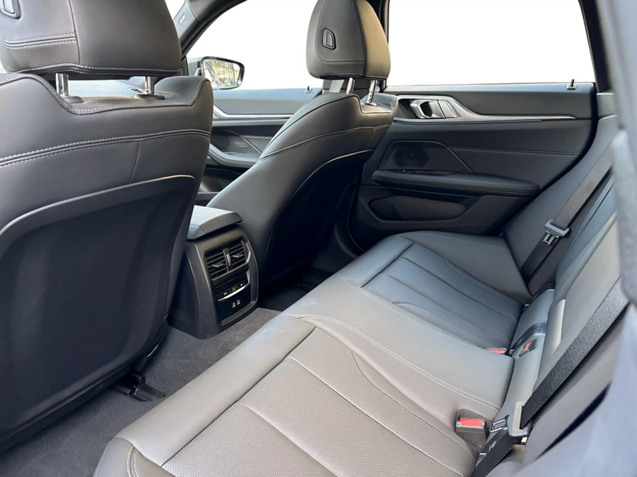 2025 BMW i4 eDrive40 Main Image