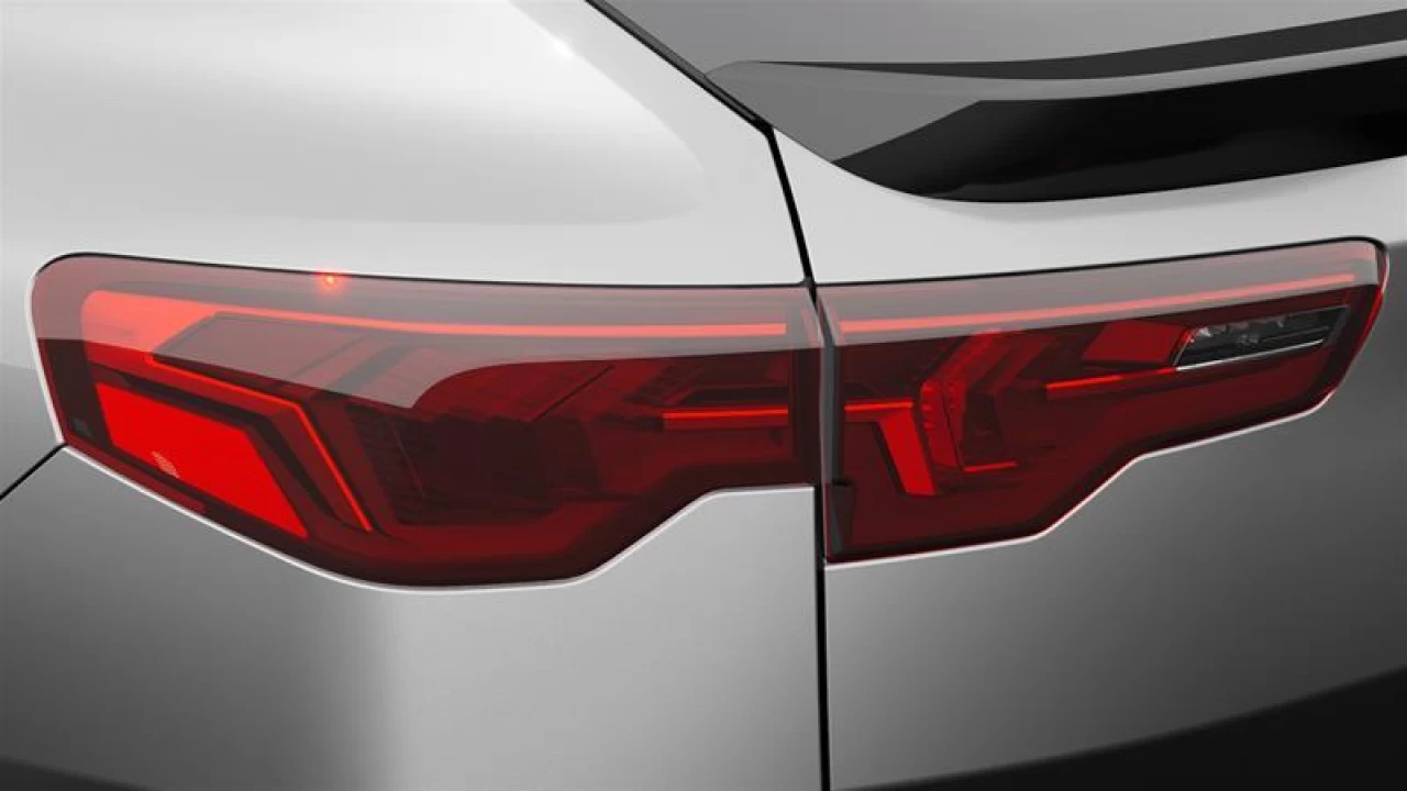 2025 BMW X2 xDrive28i Main Image