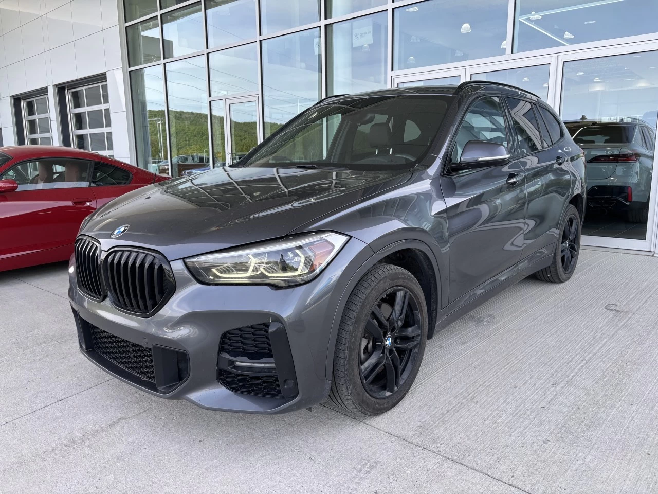 2022 BMW X1 xDrive28i https://www.bmwsteagathe.com/resize/b990ff35b810a3abc0cc817b2ca24889-1