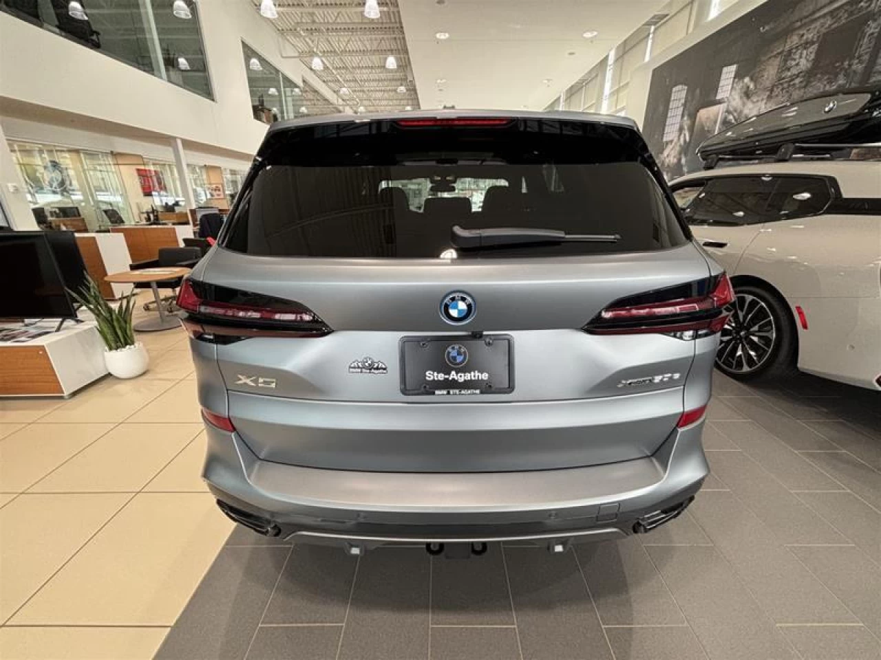 2026 BMW X5 xDrive50e M Sport Edition Image principale