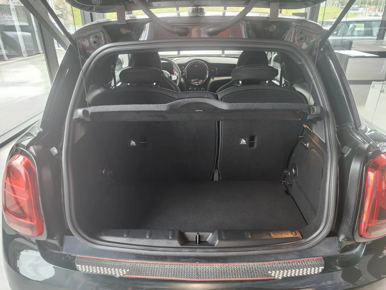 2024 Mini Cooper John Cooper Works Image principale