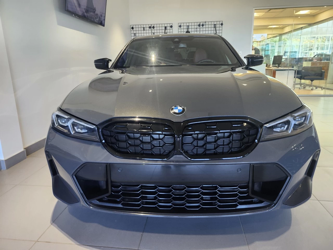 2024 BMW 3 Series M340i xDrive Image principale