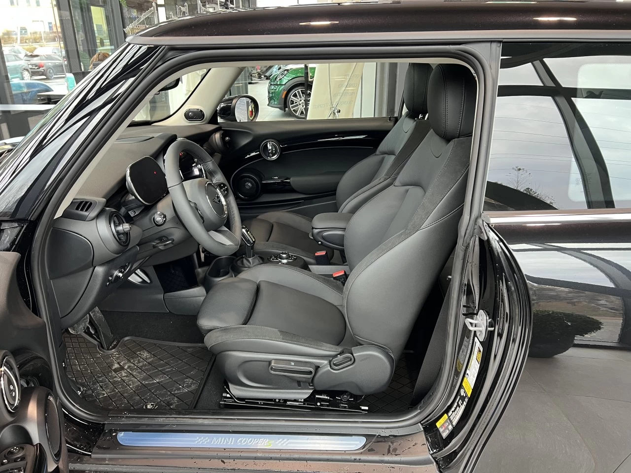 2024 MINI Cooper SE 3 Door Image principale