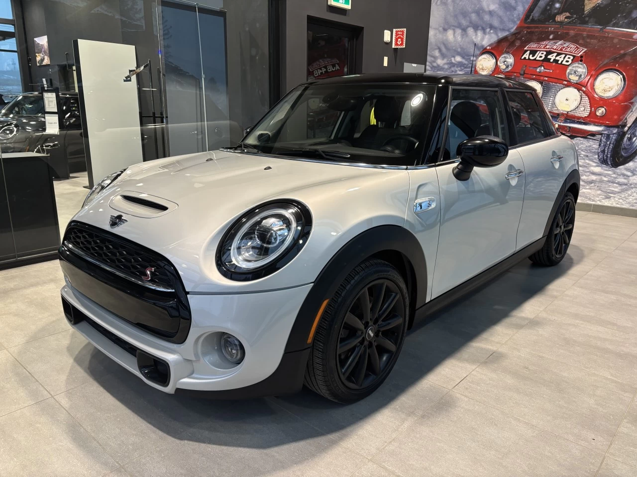 2021 Mini Cooper Cooper S Main Image