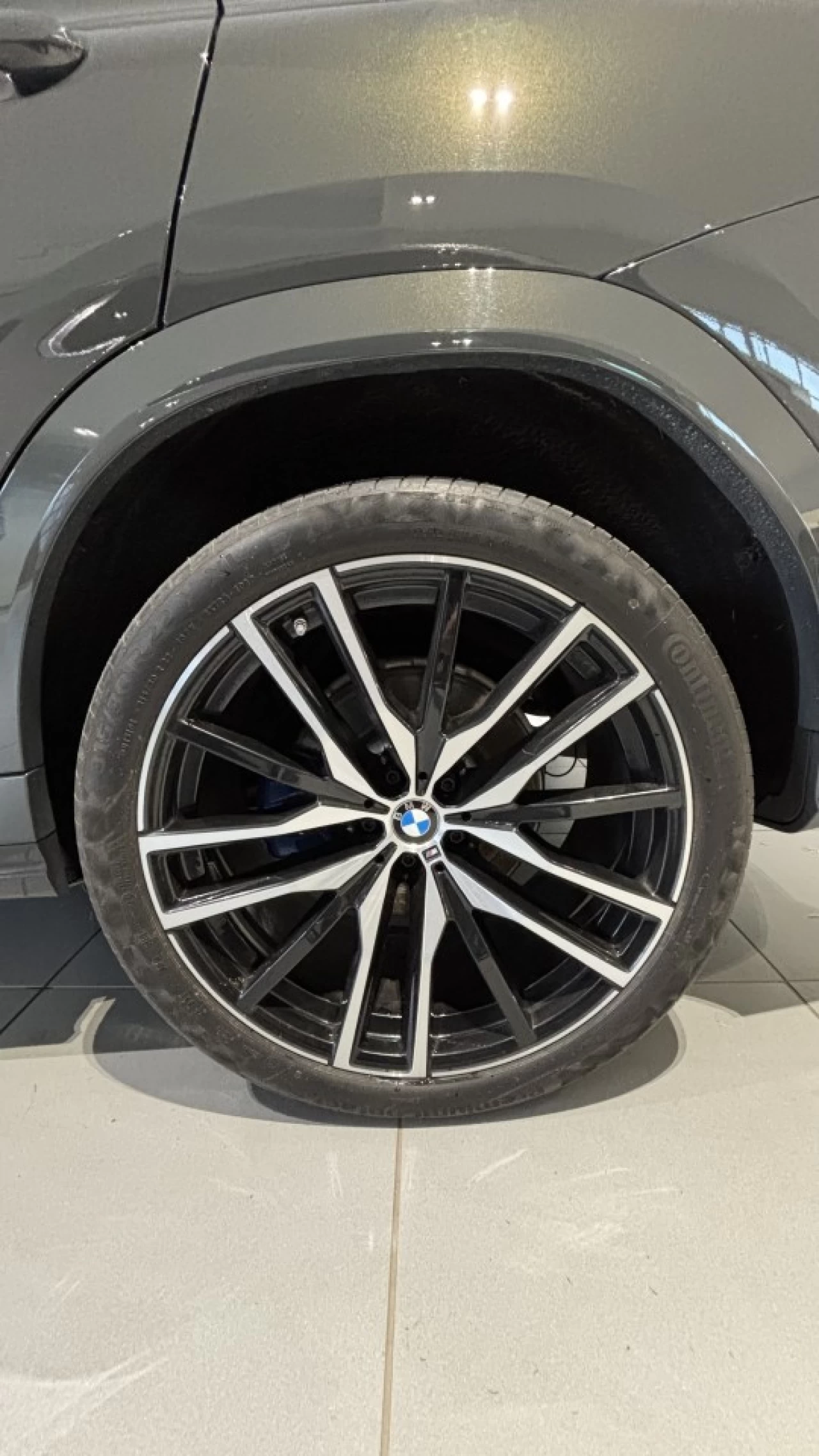 2022 BMW X6 xDrive40i Image principale