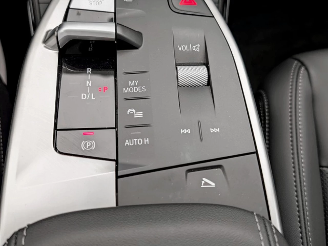 2025 BMW X1 xDrive28i Image principale