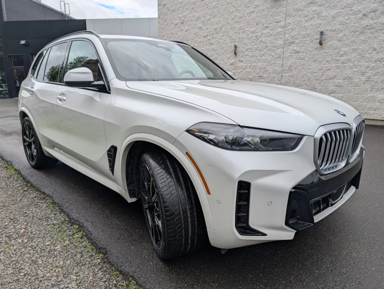 2024 BMW X5 xDrive40i Image principale