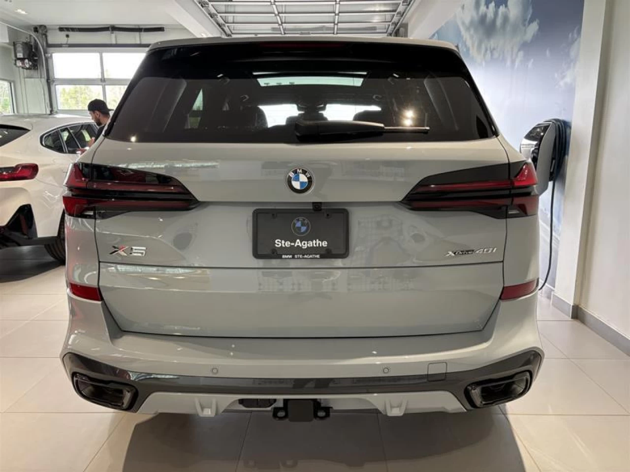 2026 BMW X5 xDrive40i Main Image
