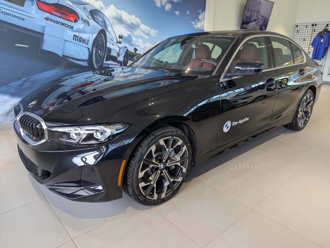 2025 BMW 330i xDrive Sedan Image principale