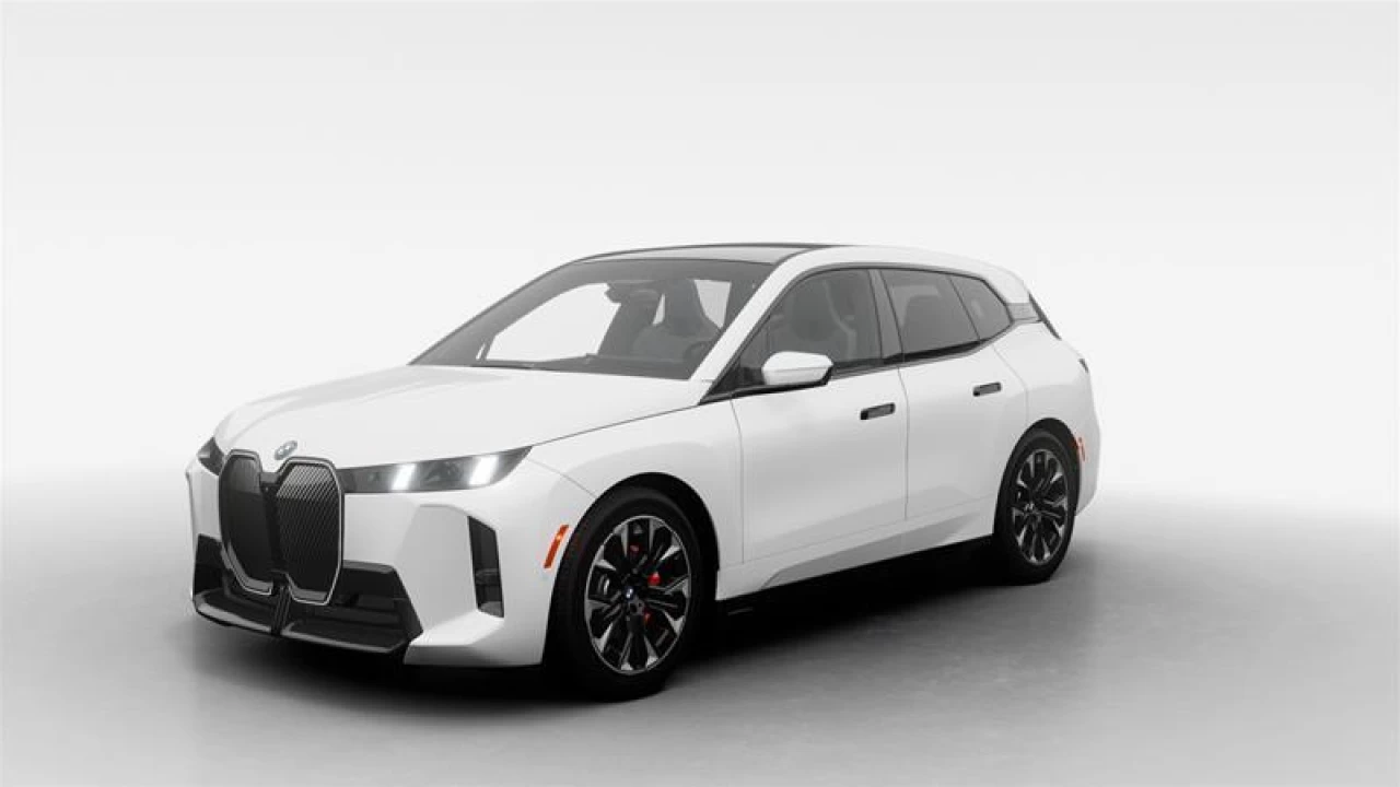 2026 BMW iX xDrive60 Main Image