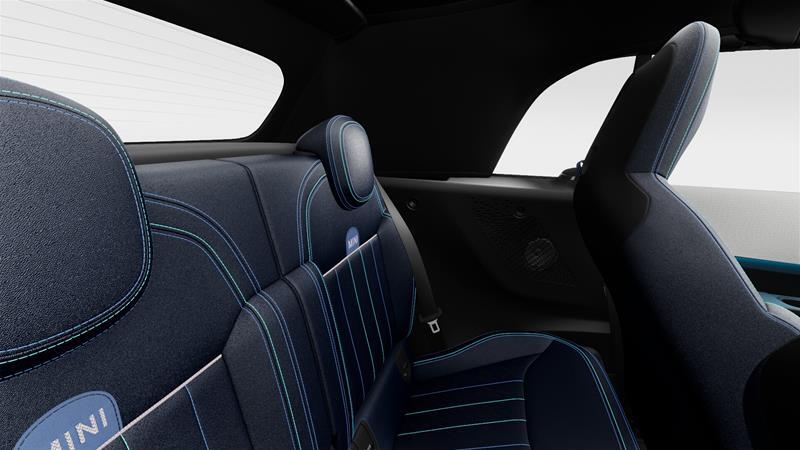 MINI Convertible - Gallery Image 3