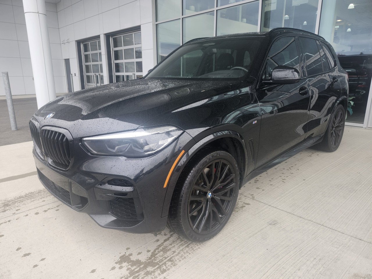 BMW 2022 X5 M50i
